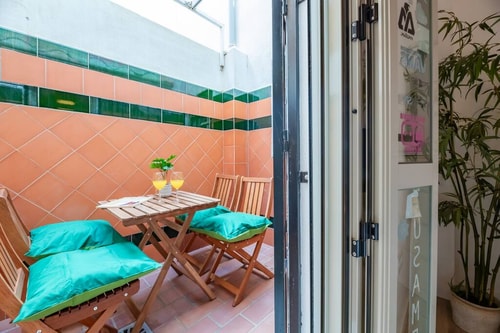 Charming 4BD Apartment in Malaga's Historic Center 32 Flataway