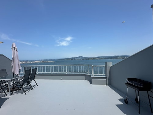 Excellent flat next to the beach