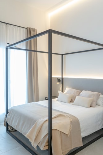 Suite Alfonso X Executive Bañera Exenta 3 Alfonso X - TheKeyHost