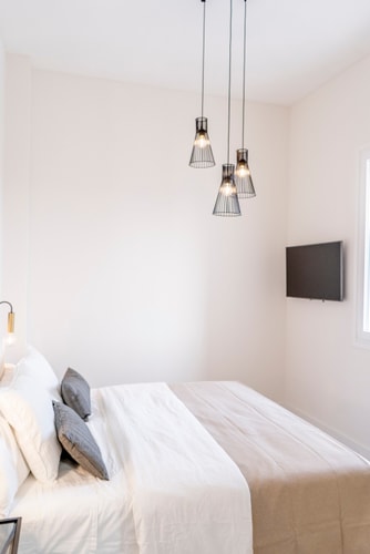 Suites Alfonso X Executive Cama Extragrande 1 Alfonso X - TheKeyHost