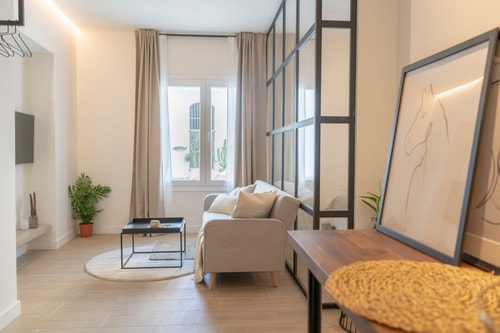 Suites Alfonso X Deluxe 3 5 Alfonso X - TheKeyHost