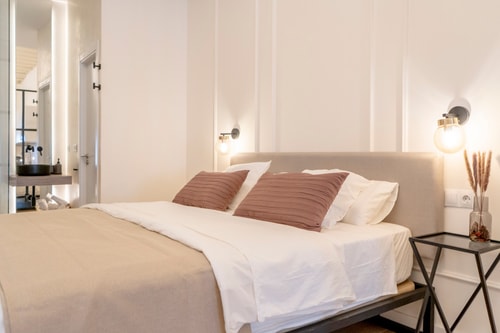 Suites Alfonso X Deluxe 2 3 Alfonso X - TheKeyHost
