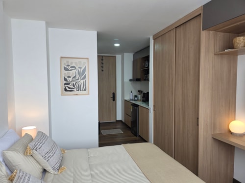 Luminoso estudio en Pasadena