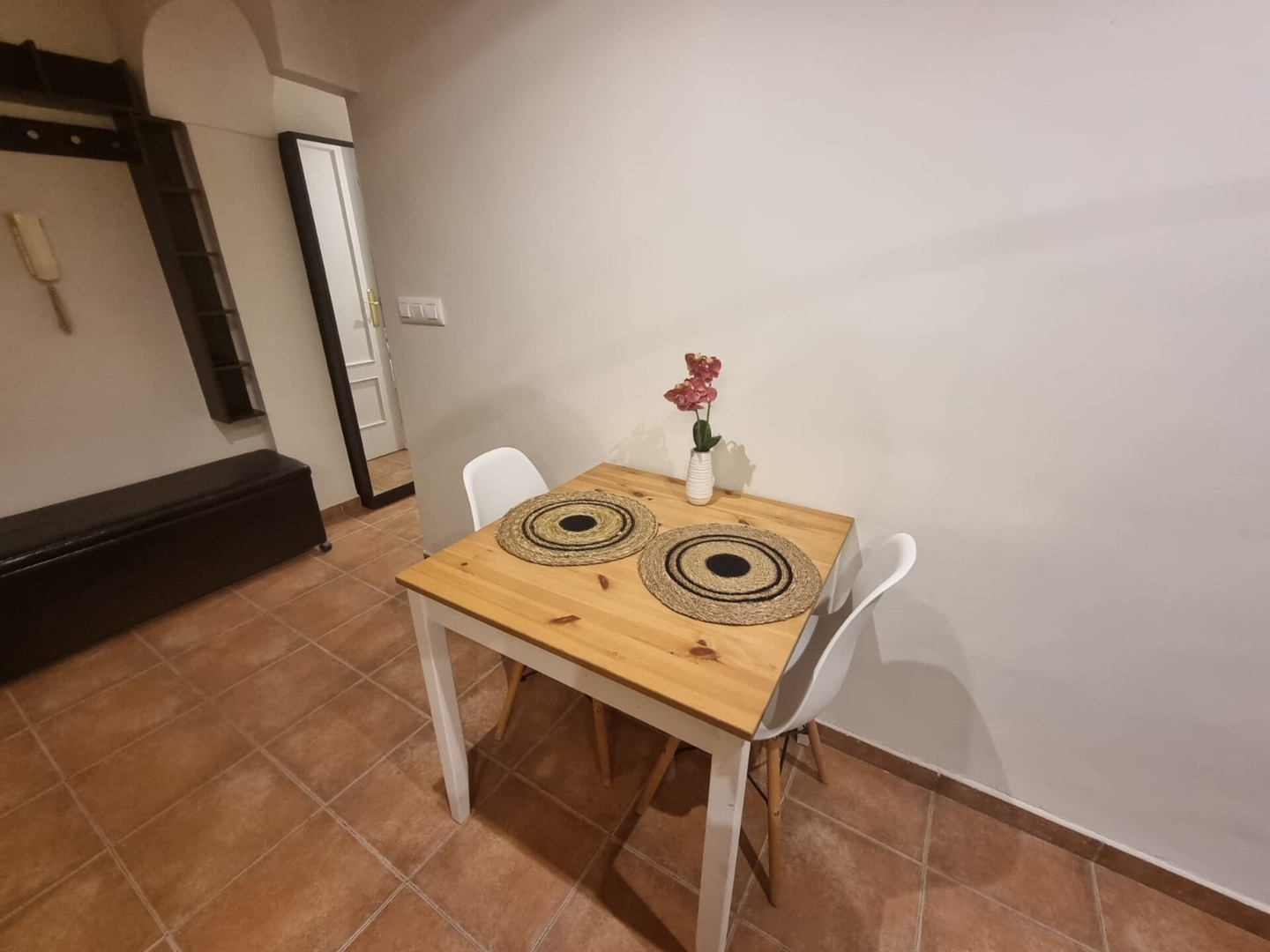 District Key - P. Sagunto, Virgen Losar 8 District Key