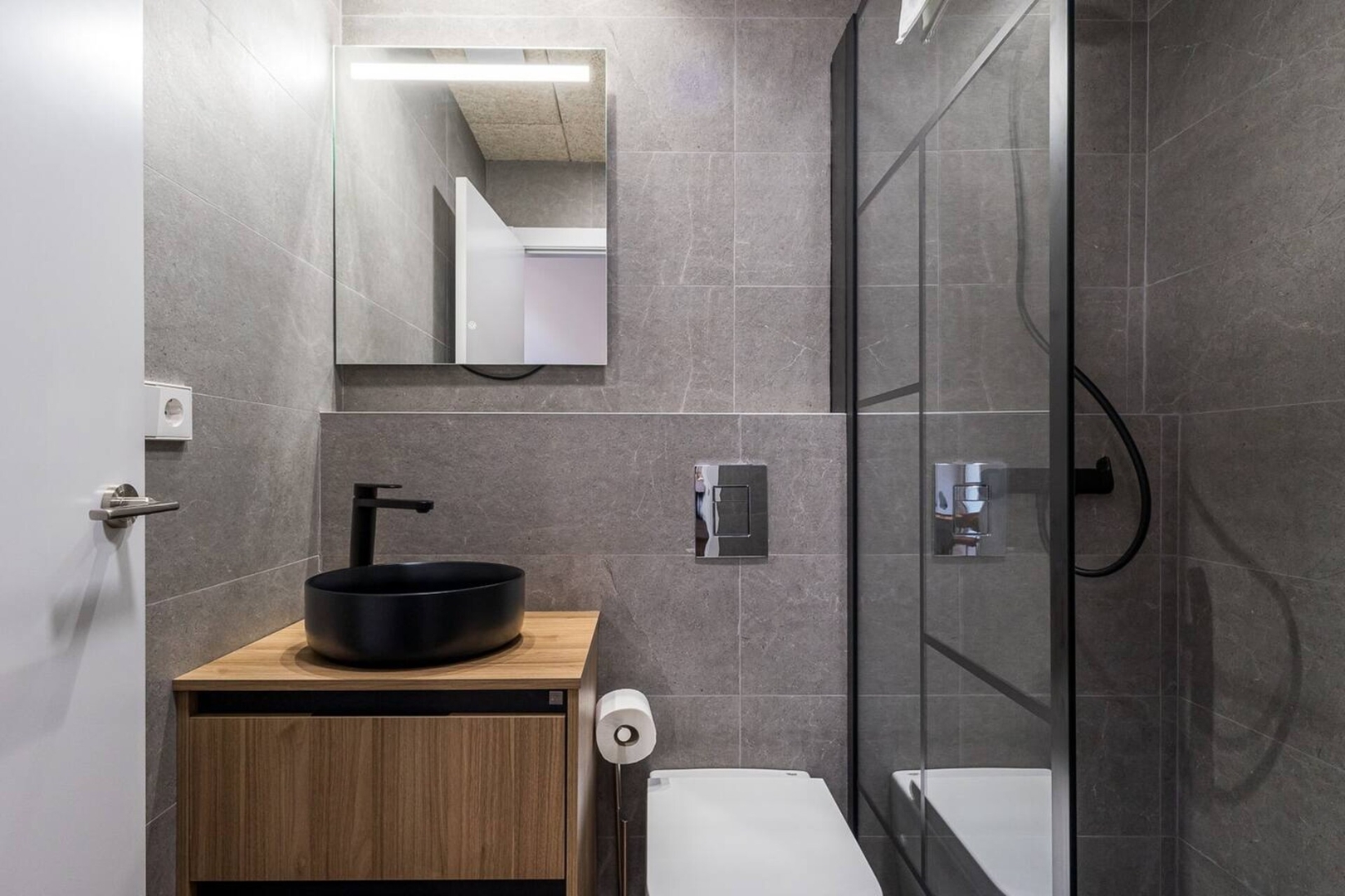 Suite Premium junto al Río Turia 3 21 District Key