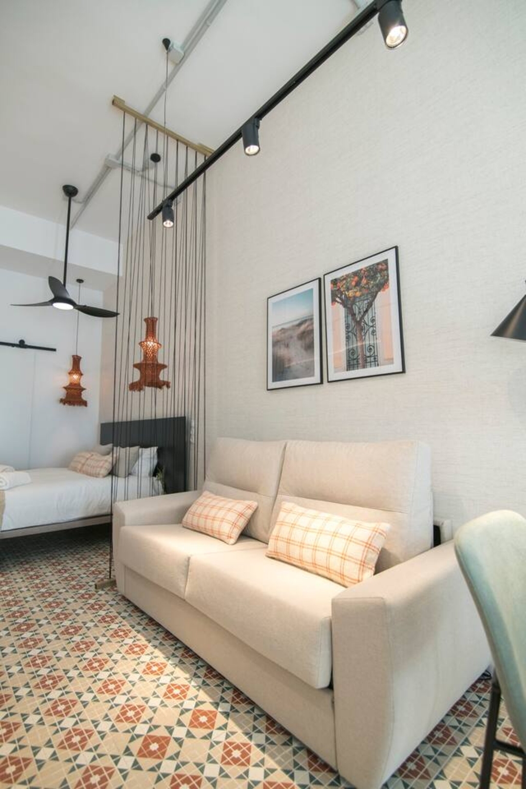 District Key - Valencia, Olimpia Arozena 1 40 District Key