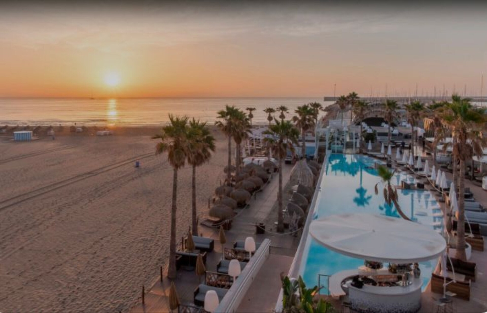 District Key - Arquitecto Gasco 44 District Key