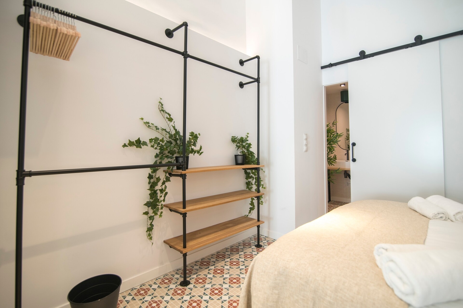 District Key - Valencia, Olimpia 2 46 District Key