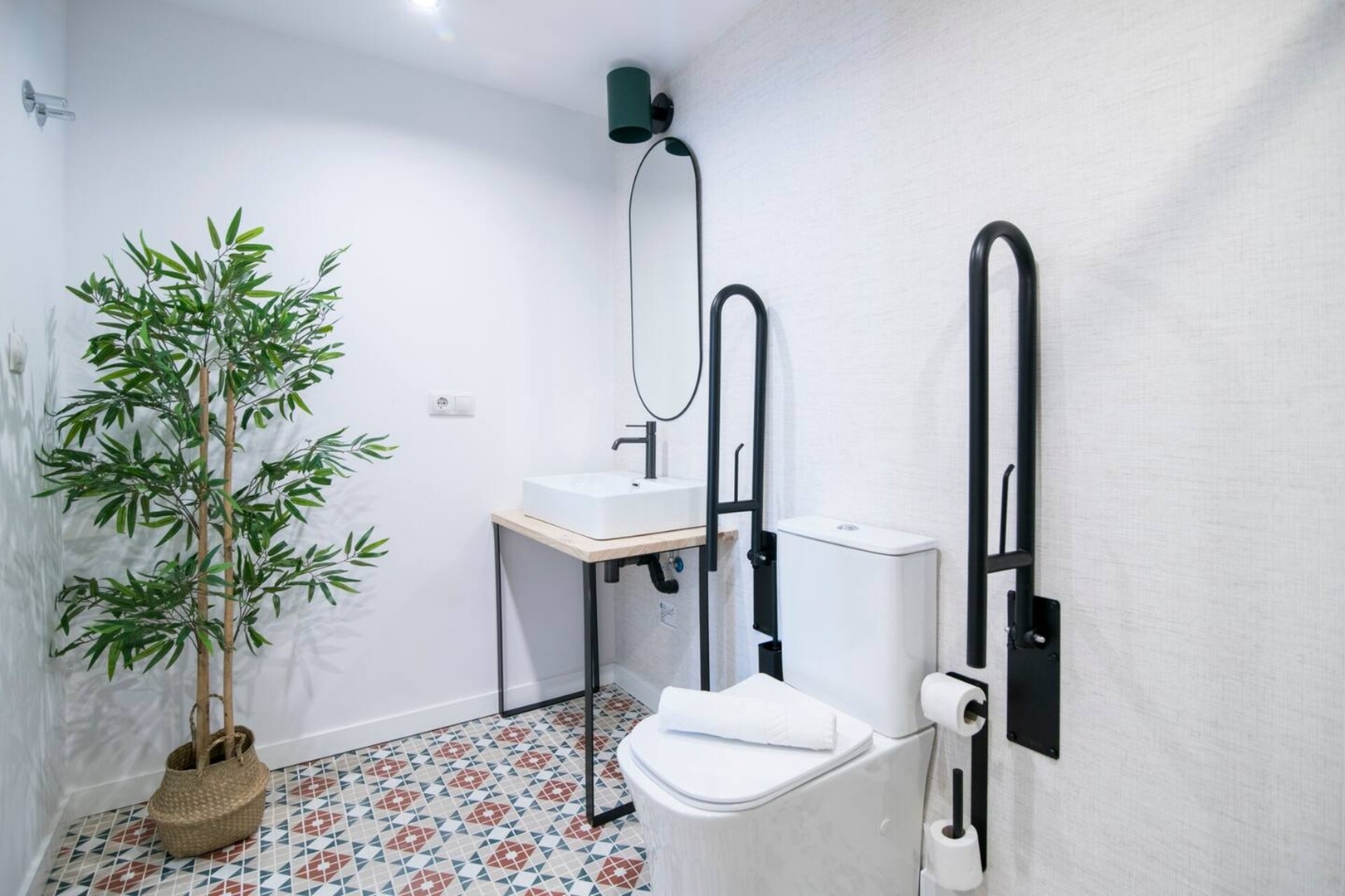 District Key - Valencia, Olimpia Arozena 1 3 District Key