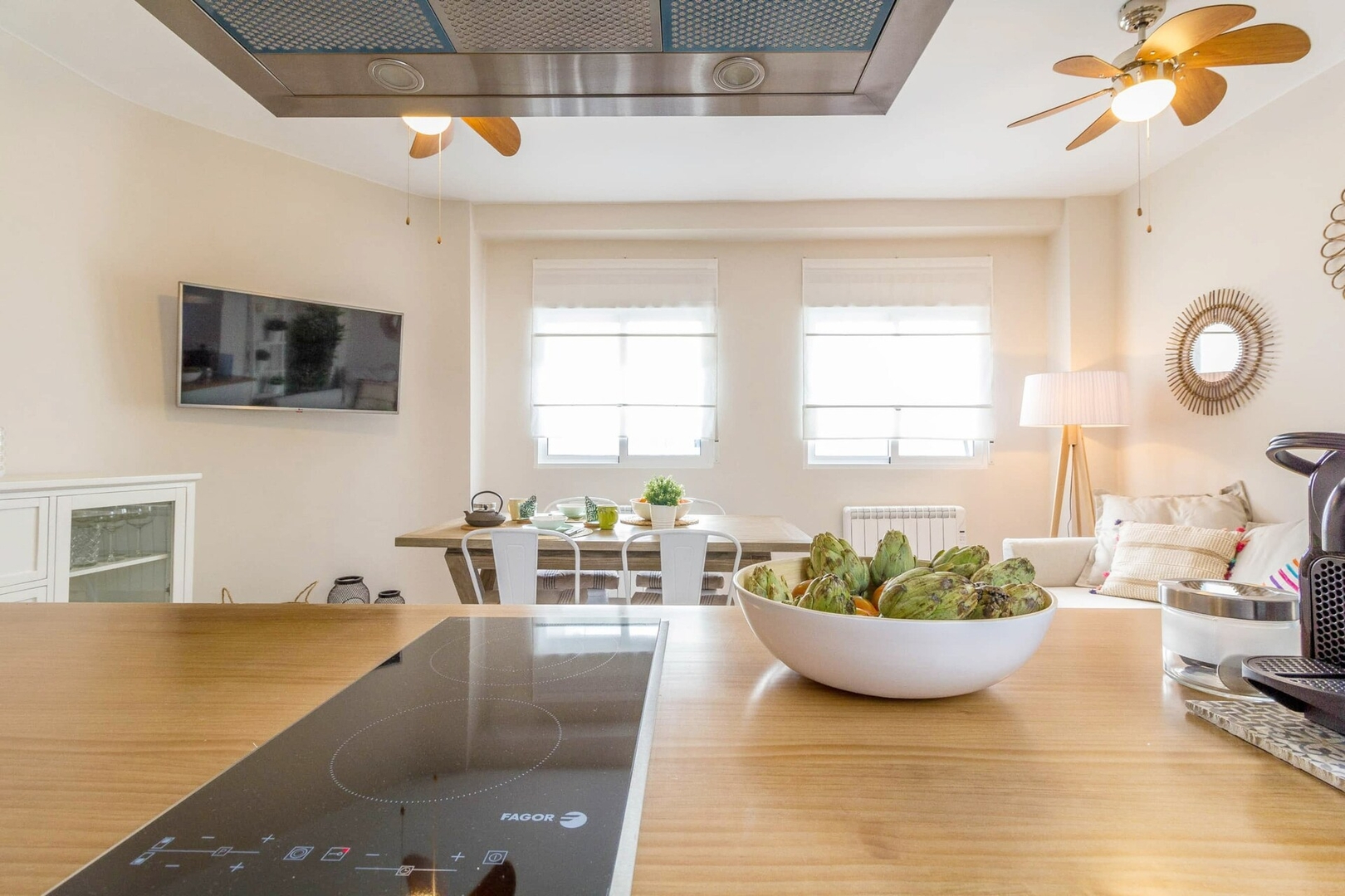 Gran Vía by District Key 5 District Key