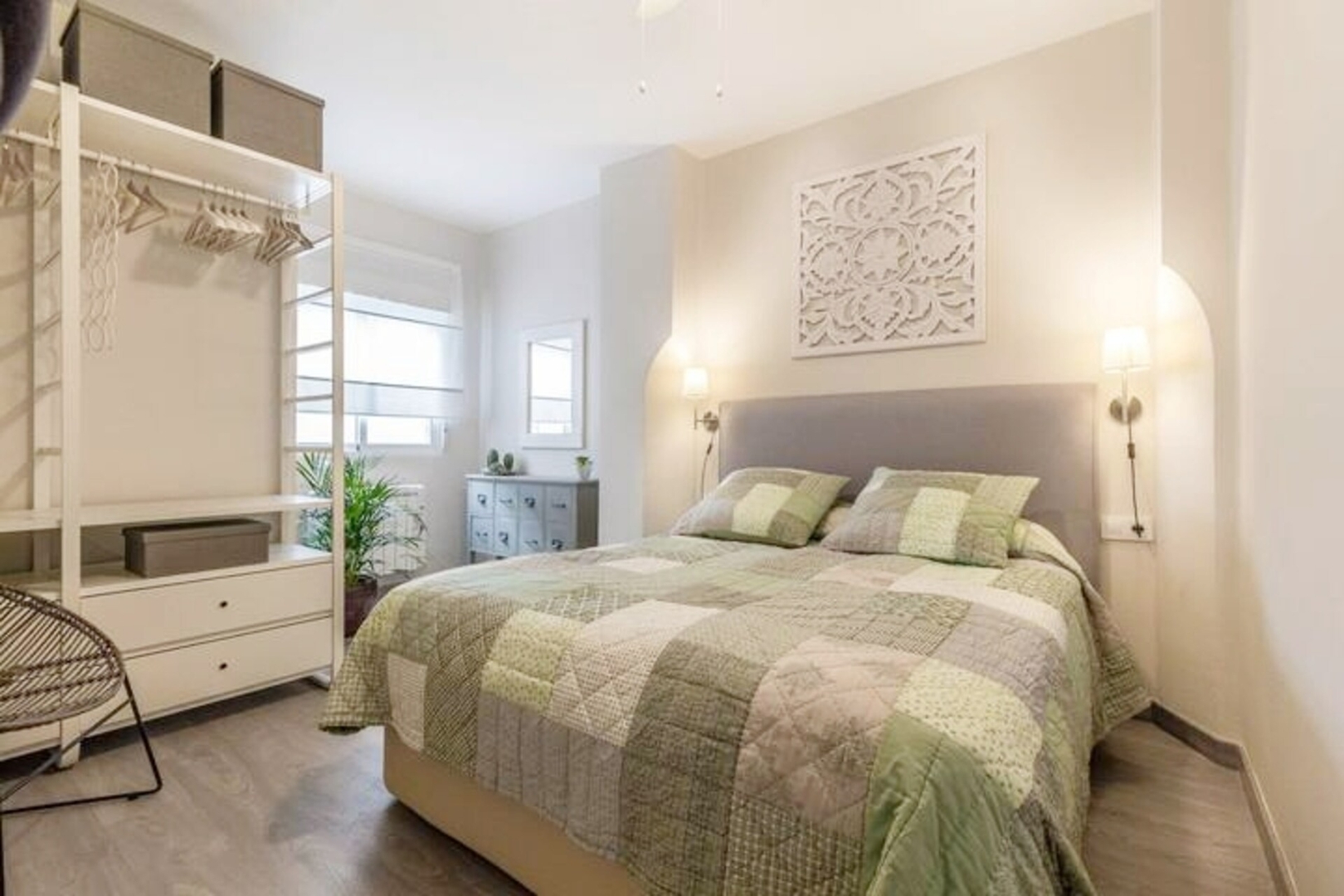 Gran Vía by District Key 3 District Key