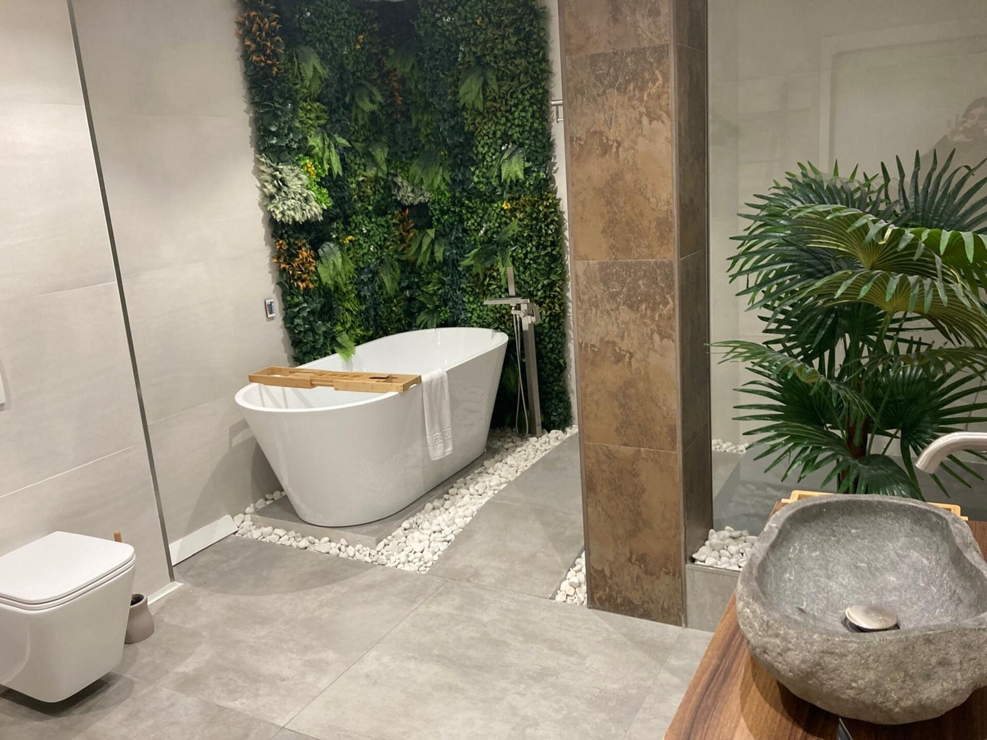 District Key - Arquitecto Gasco 12 District Key