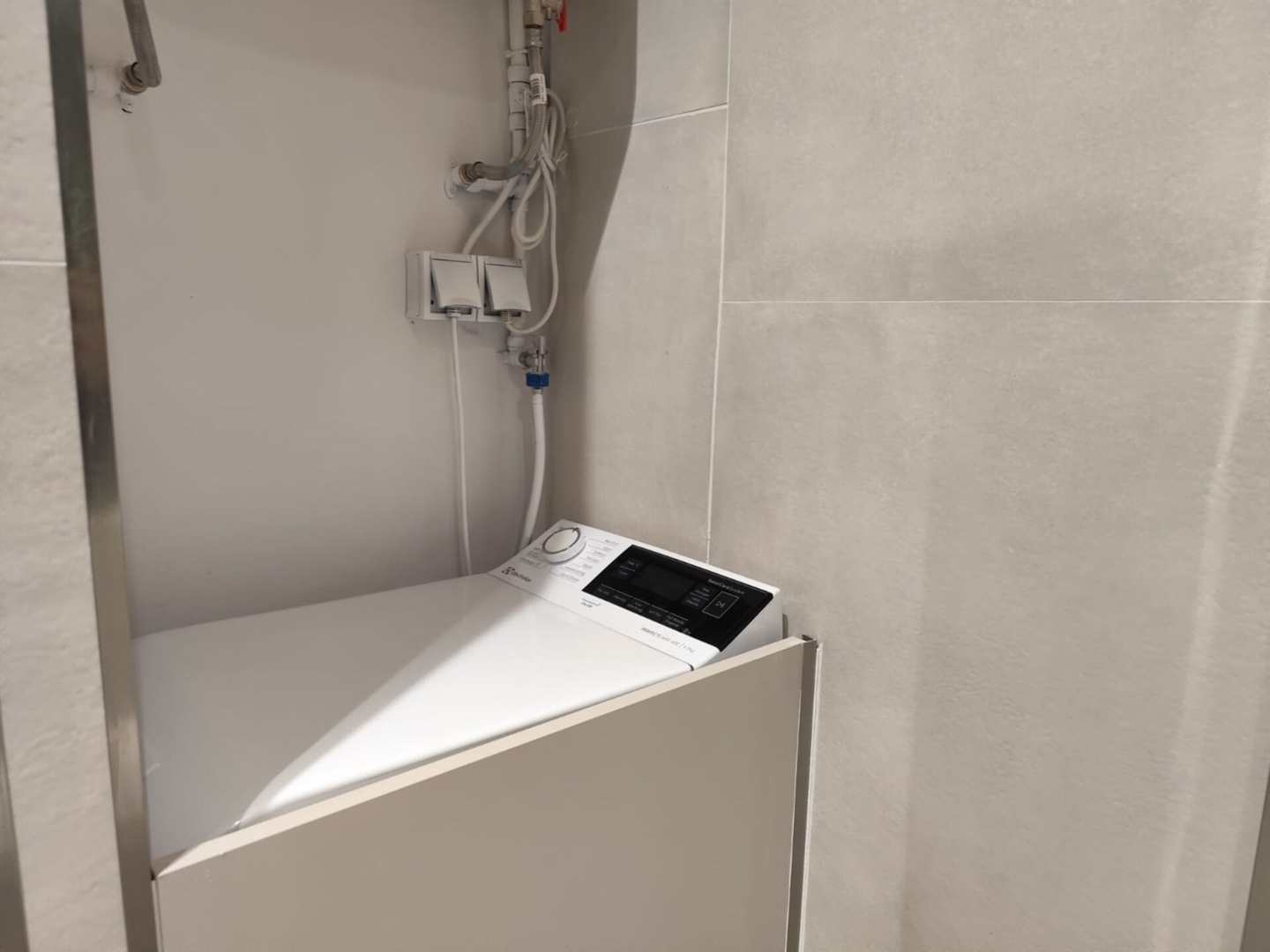 District Key - Arquitecto Gasco 38 District Key