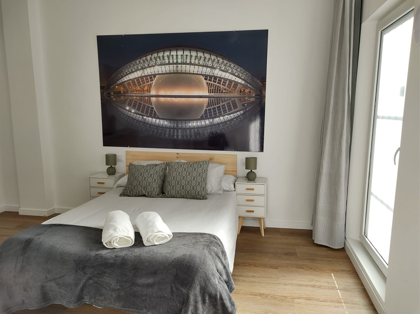 District Key - Valencia, Plaza del Cedro 7 District Key