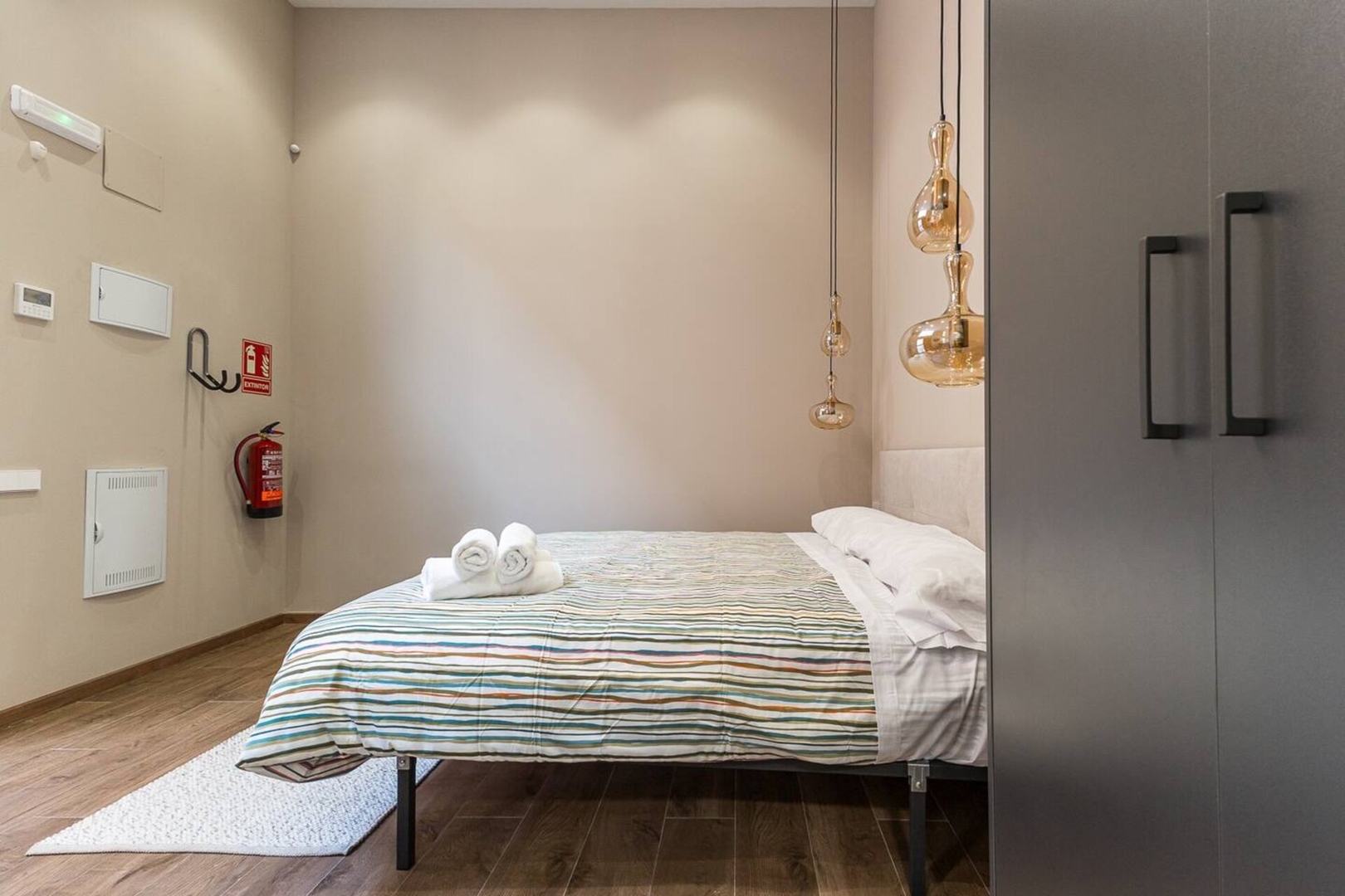 Suite Premium junto al Río Turia 4 7 District Key