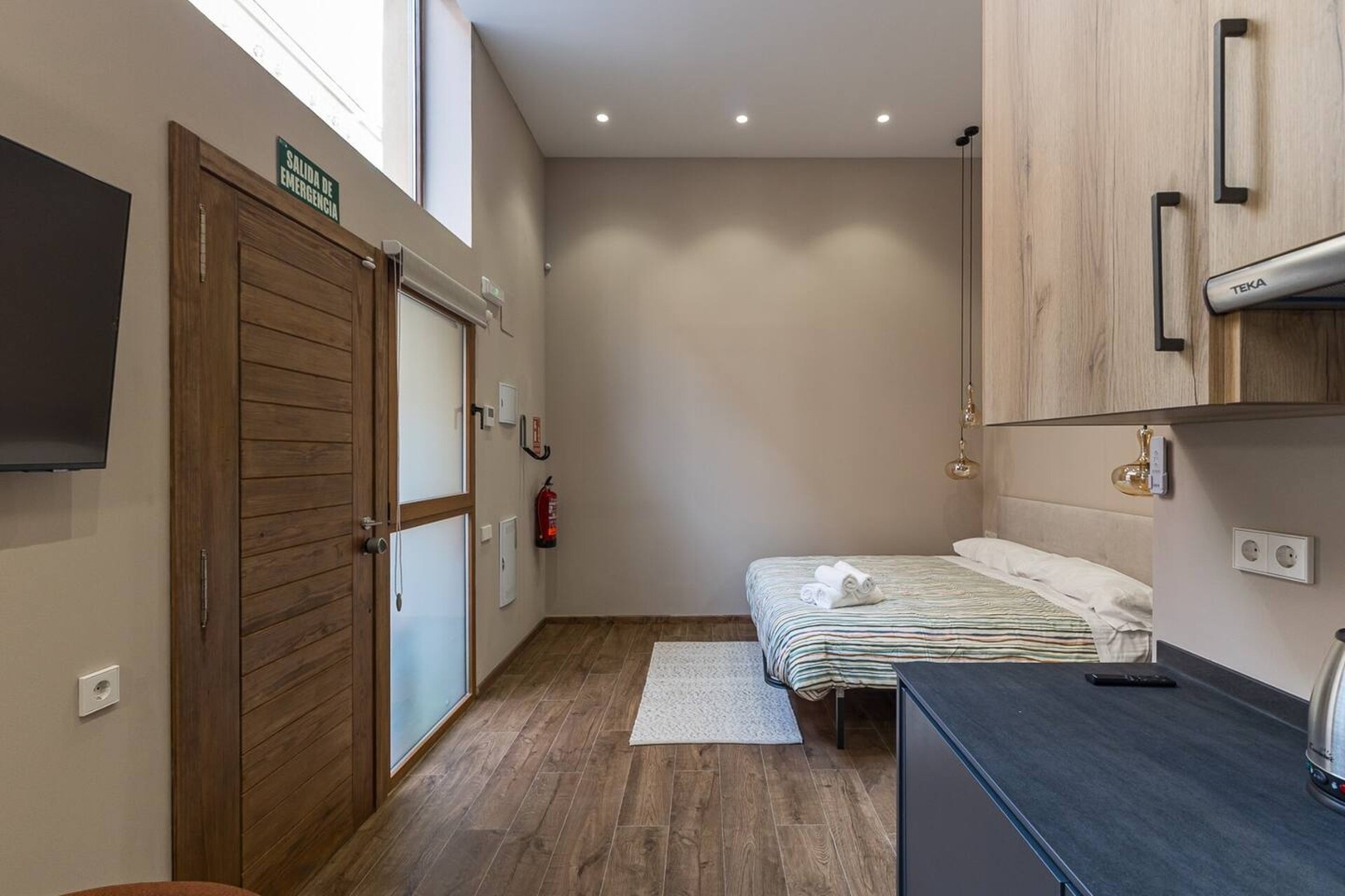 Suite Premium junto al Río Turia 4 6 District Key