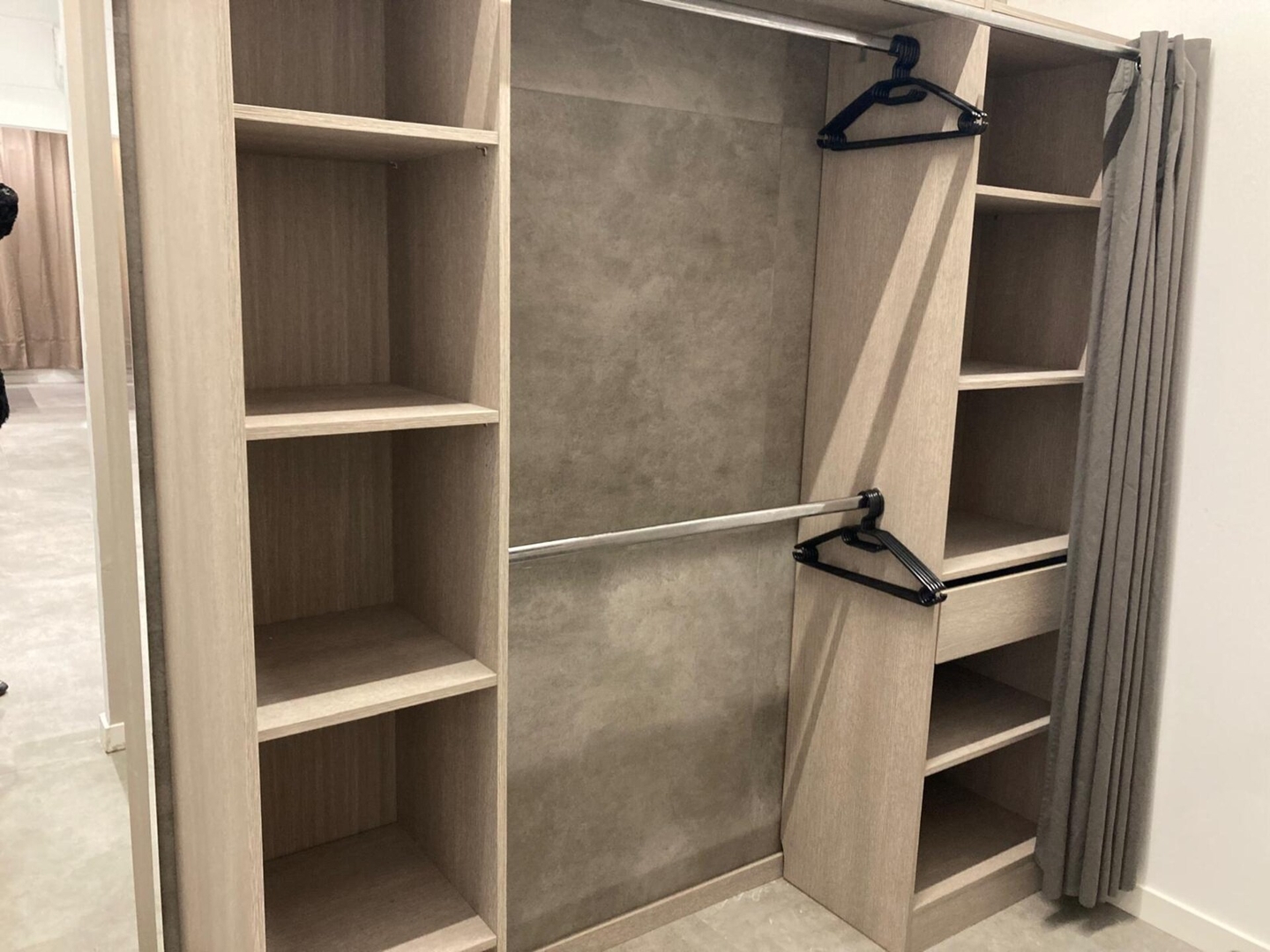 District Key - Arquitecto Gasco 6 District Key