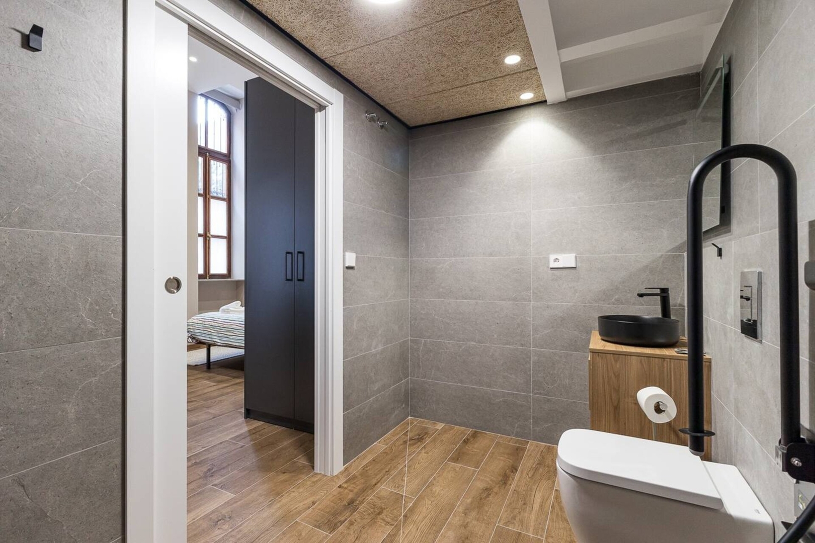 Suite Premium junto al Río Turia 2 20 District Key