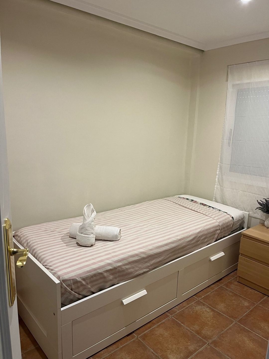 District Key - P. Sagunto, Virgen Losar 11 District Key