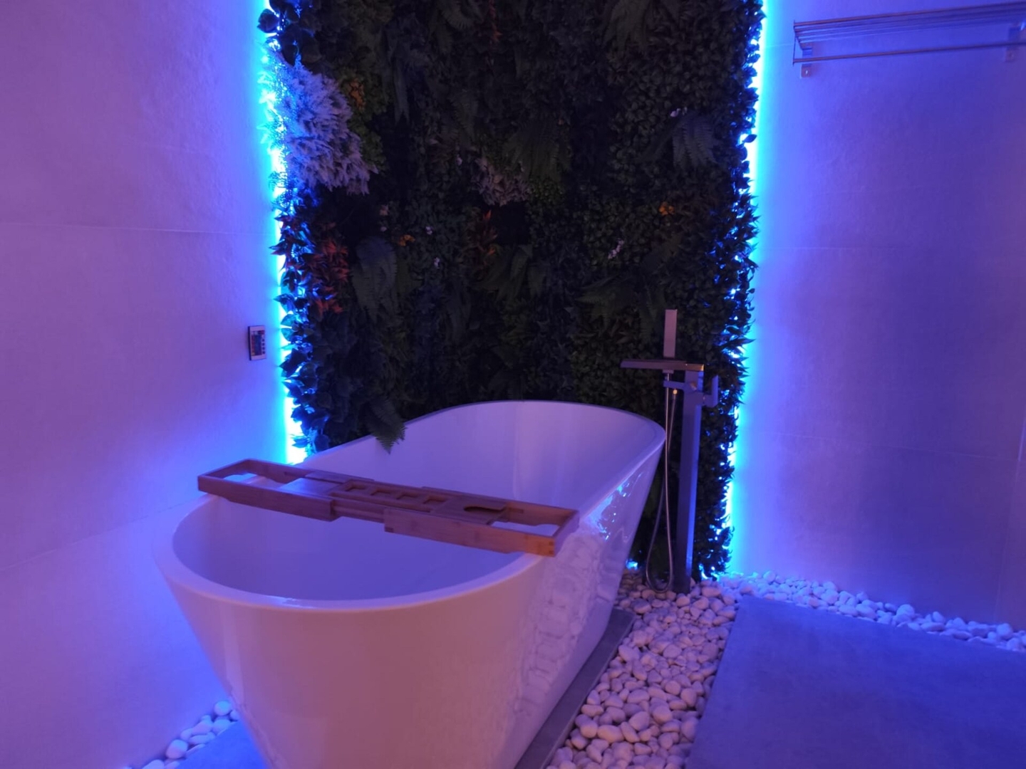 District Key - Arquitecto Gasco 19 District Key