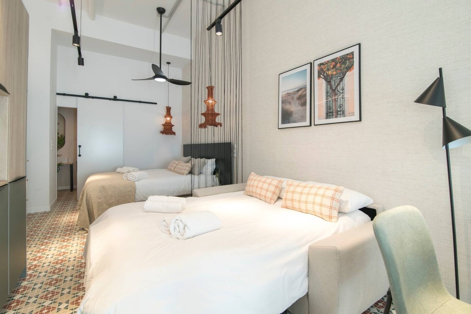 District Key - Valencia, Olimpia Arozena 1 49 District Key