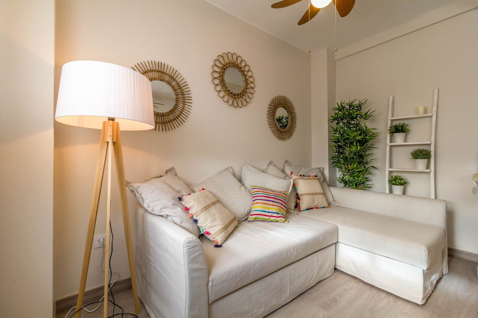 Gran Vía by District Key 18 District Key