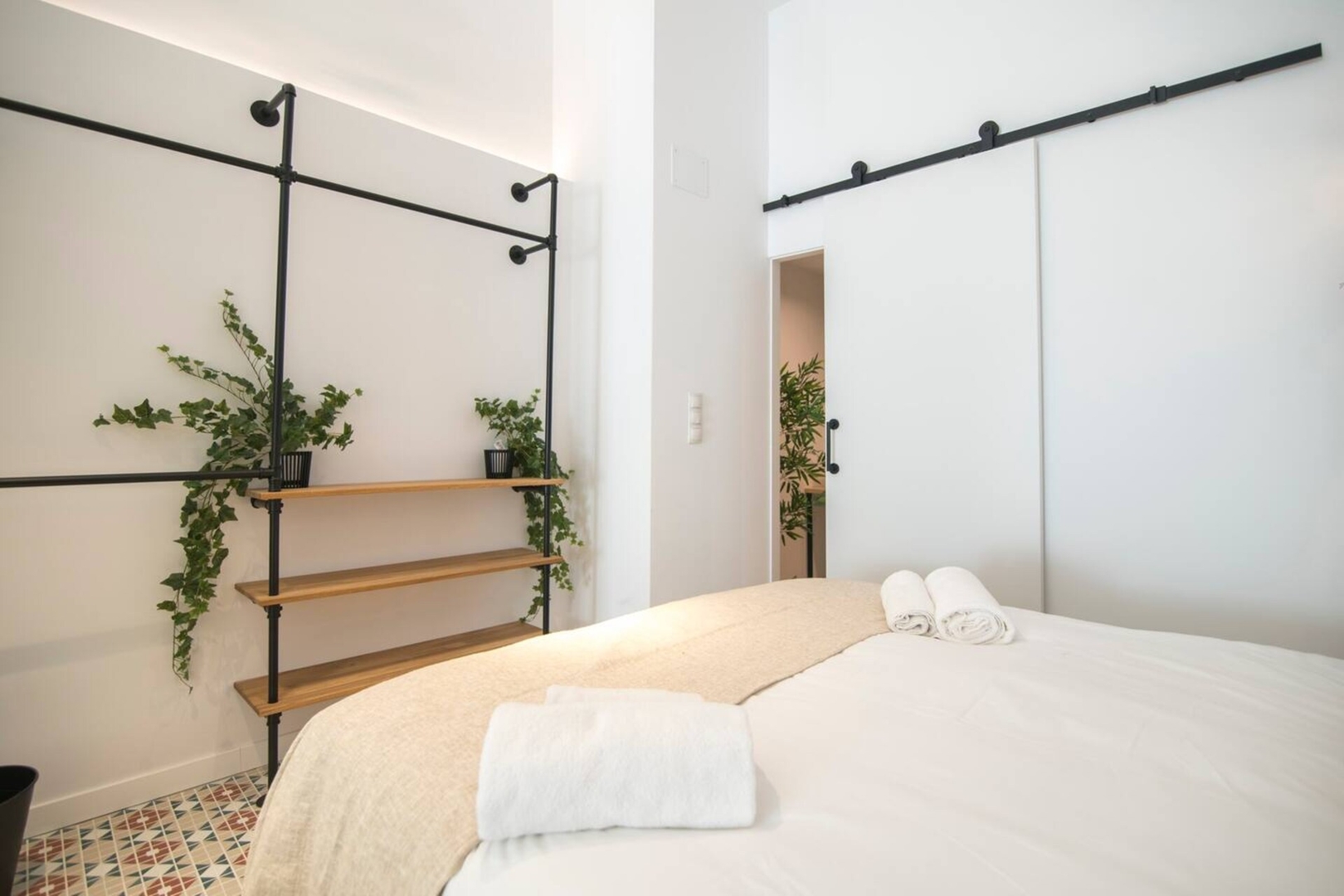 District Key - Valencia, Olimpia Arozena 1 33 District Key