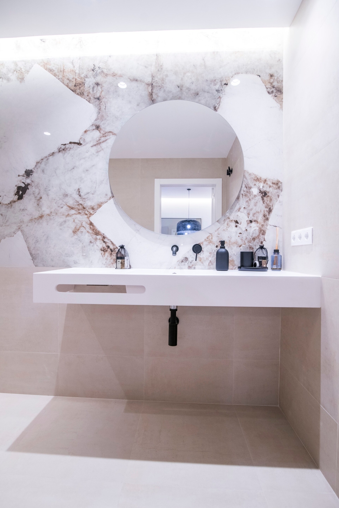 District Key - Azcarraga 16 District Key