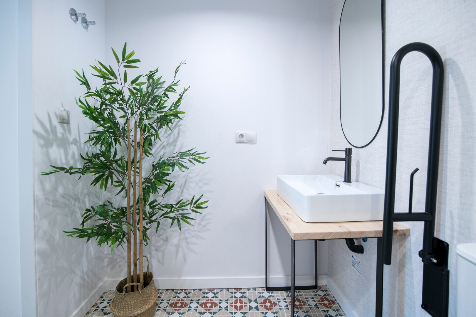 District Key - Valencia, Olimpia 2 10 District Key