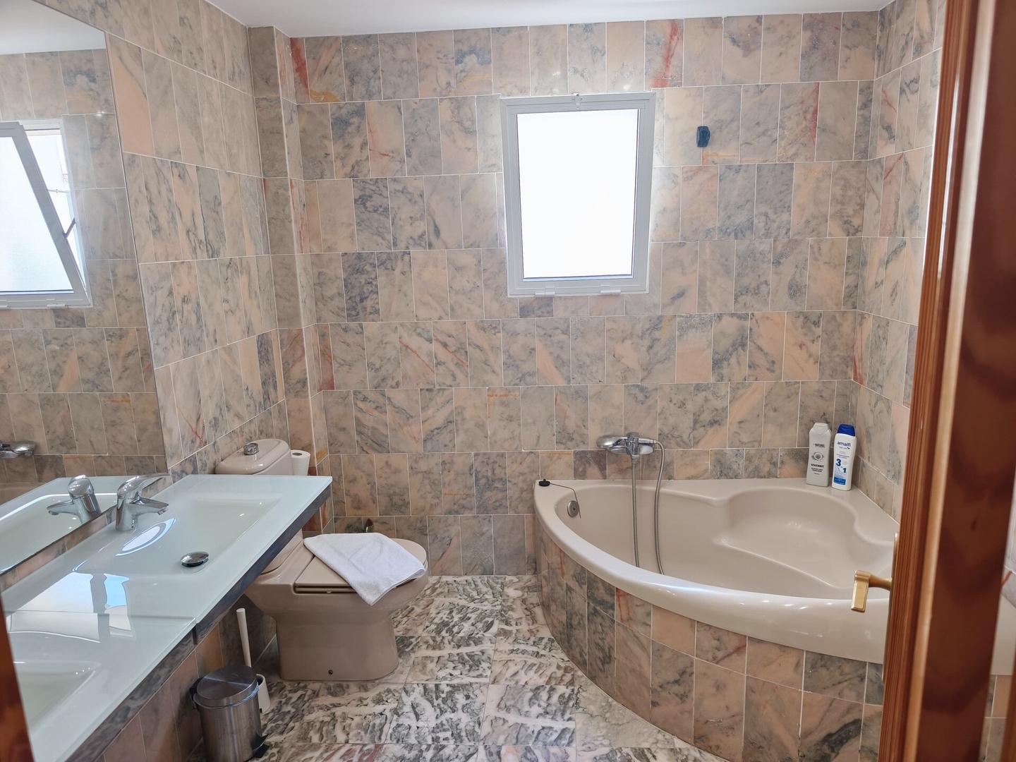 District Key - Perello, Llobarro 12 District Key