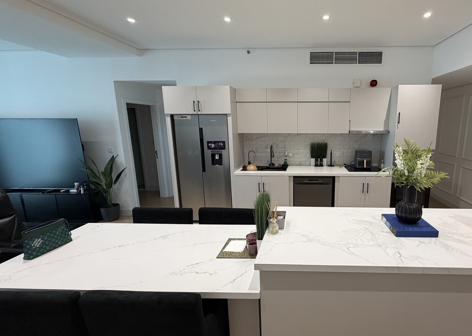 Moderno Apto en Dubai Marina | Pool & Gym 9 bebalmy.ae