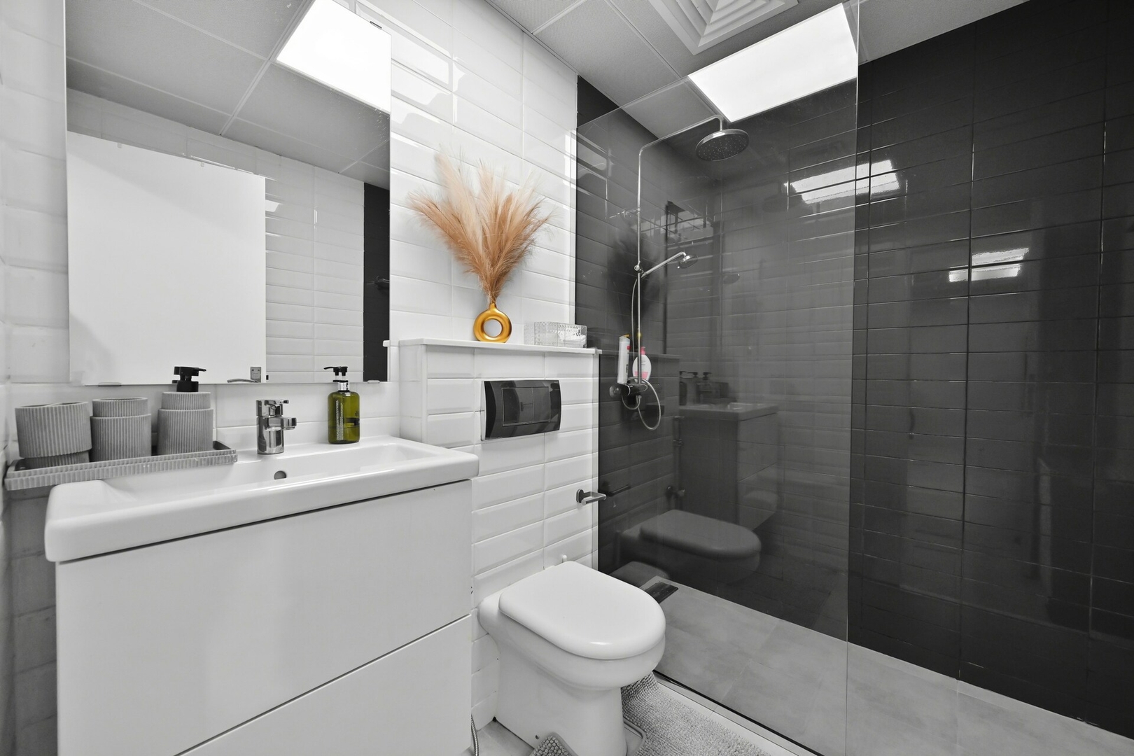 Elegant Apartment in Marina Diamond by beBalmy 8 bebalmy.ae