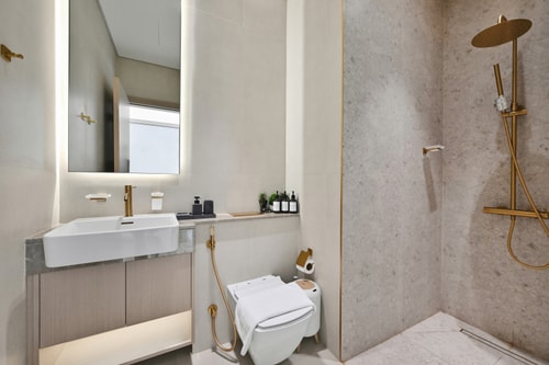 Binghatti Royale - Luxury retreat with jacuzzi, photo 8 of 36