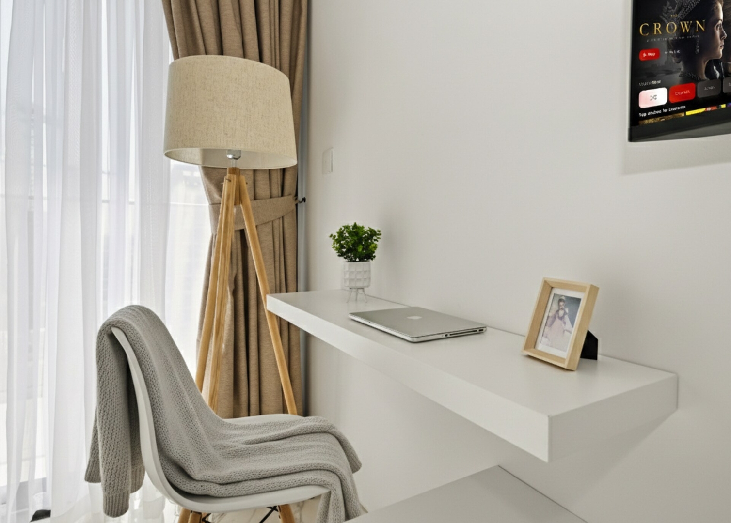 Luxurious studio in Dubai دبي with gym and pool 6 bebalmy.ae