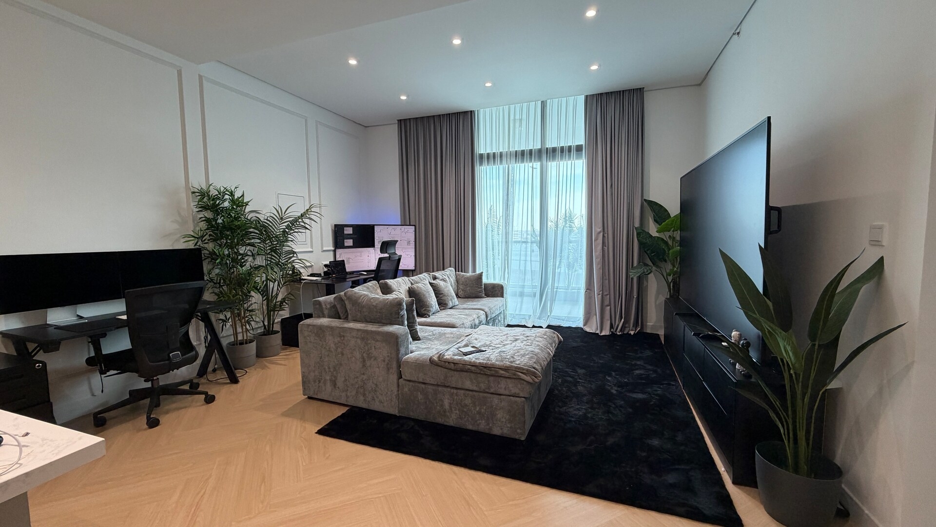Moderno Apto en Dubai Marina | Pool & Gym bebalmy.ae