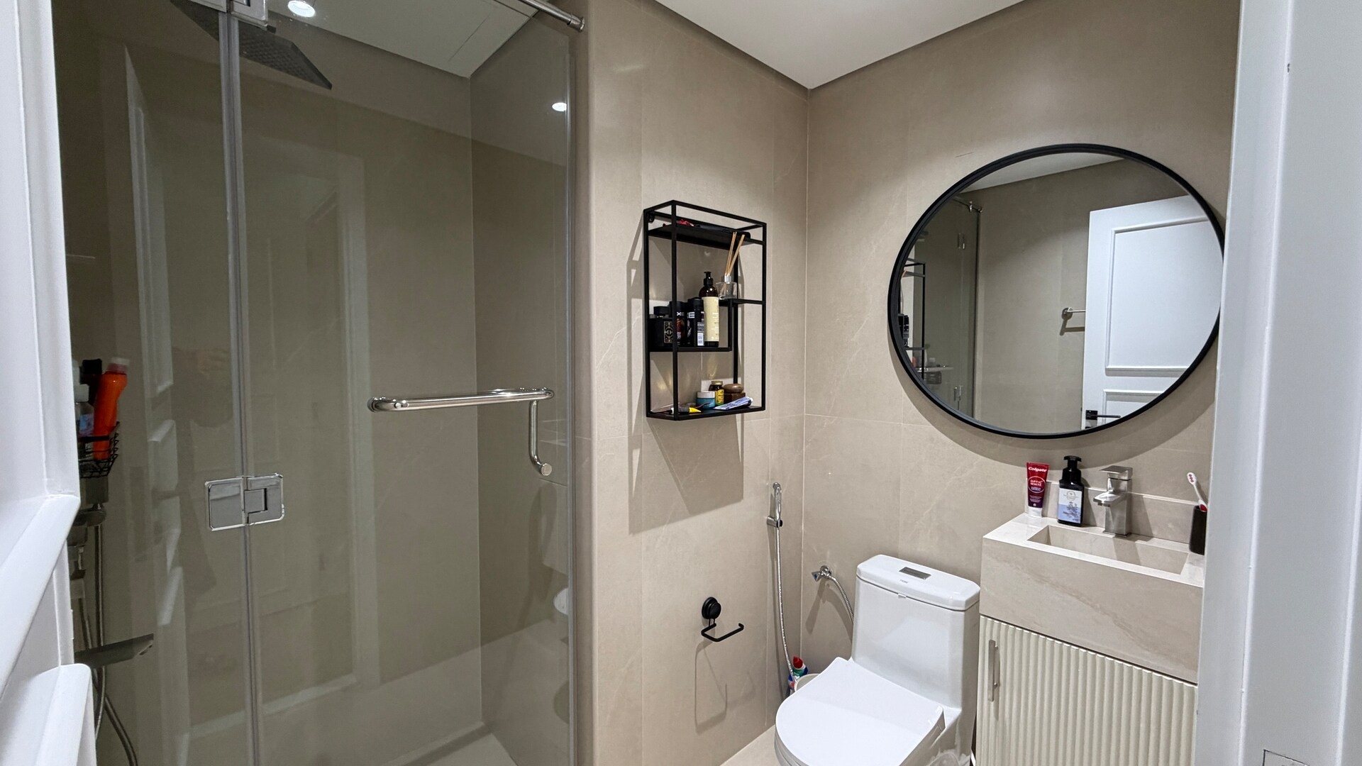 Moderno Apto en Dubai Marina | Pool & Gym 14 bebalmy.ae
