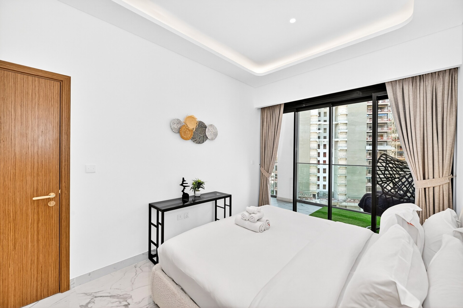Modern Studio in Dubai دبي with Pool & Gym 7 bebalmy.ae