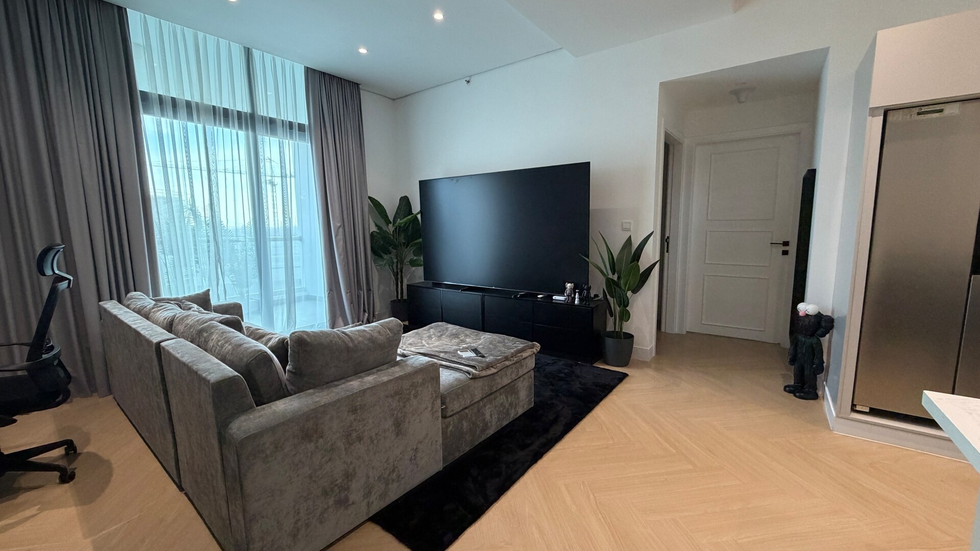 Moderno Apto en Dubai Marina | Pool & Gym 3 bebalmy.ae