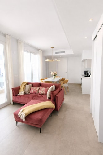 Sunny Waves Apt. 3BR, 2BATHS, AC & Heated POOL
