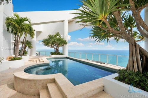 Luxury ocean villa with private pool