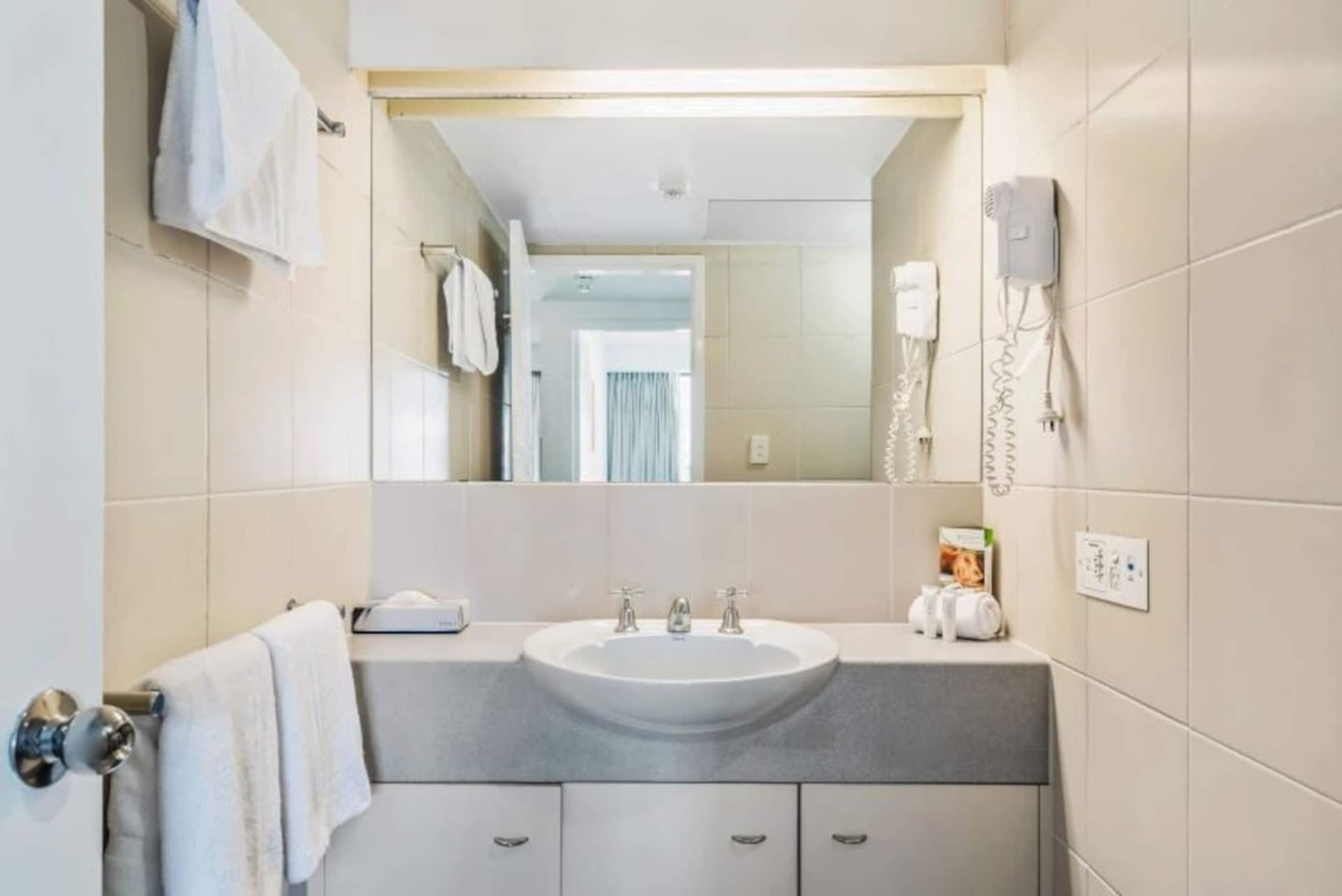 Adorable 2 bedroom apartment close to Sofia center gallery image 5