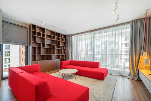 Big 5BR apartment in Sofia centre