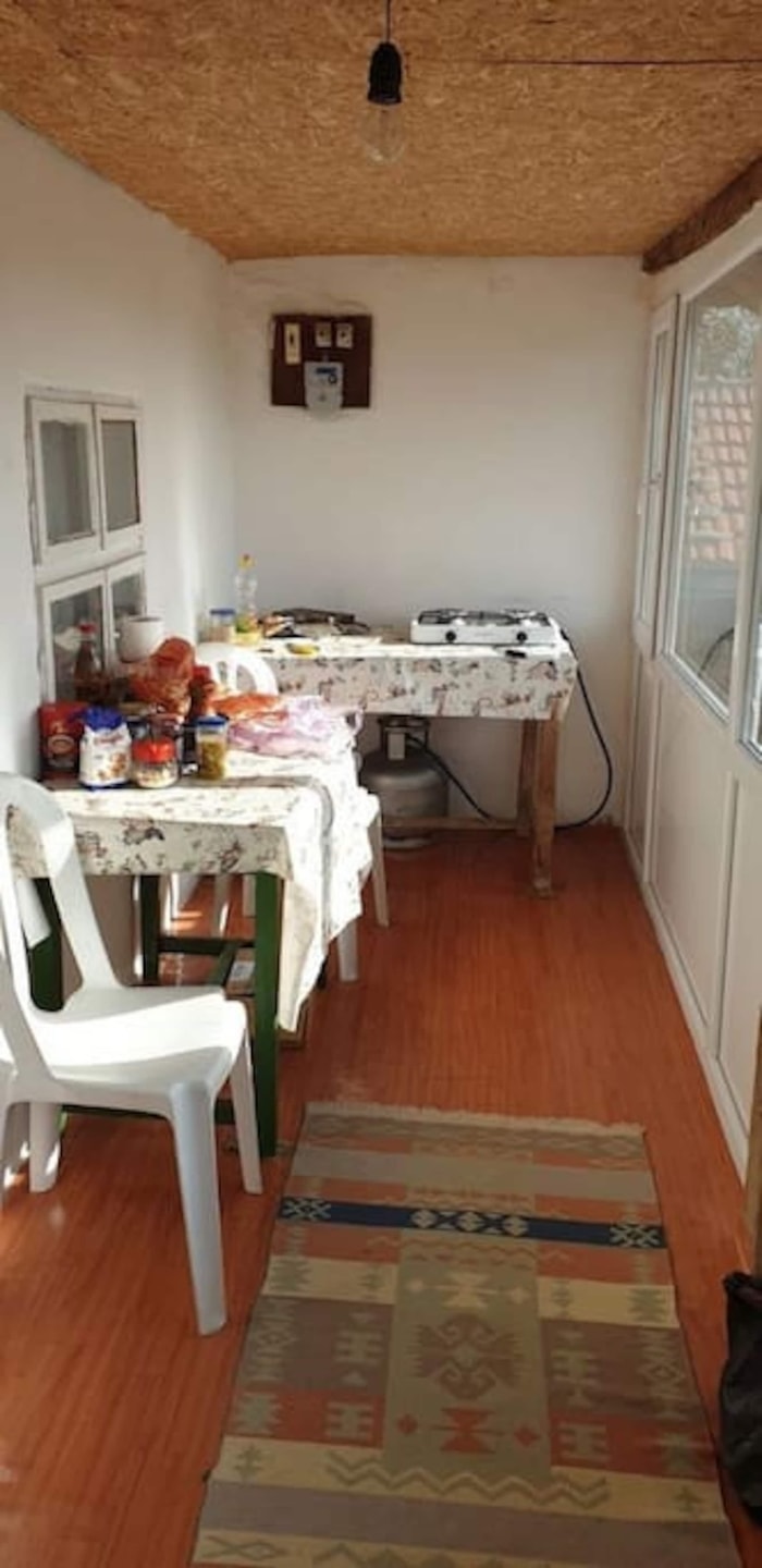 Small sweet house gallery image 6