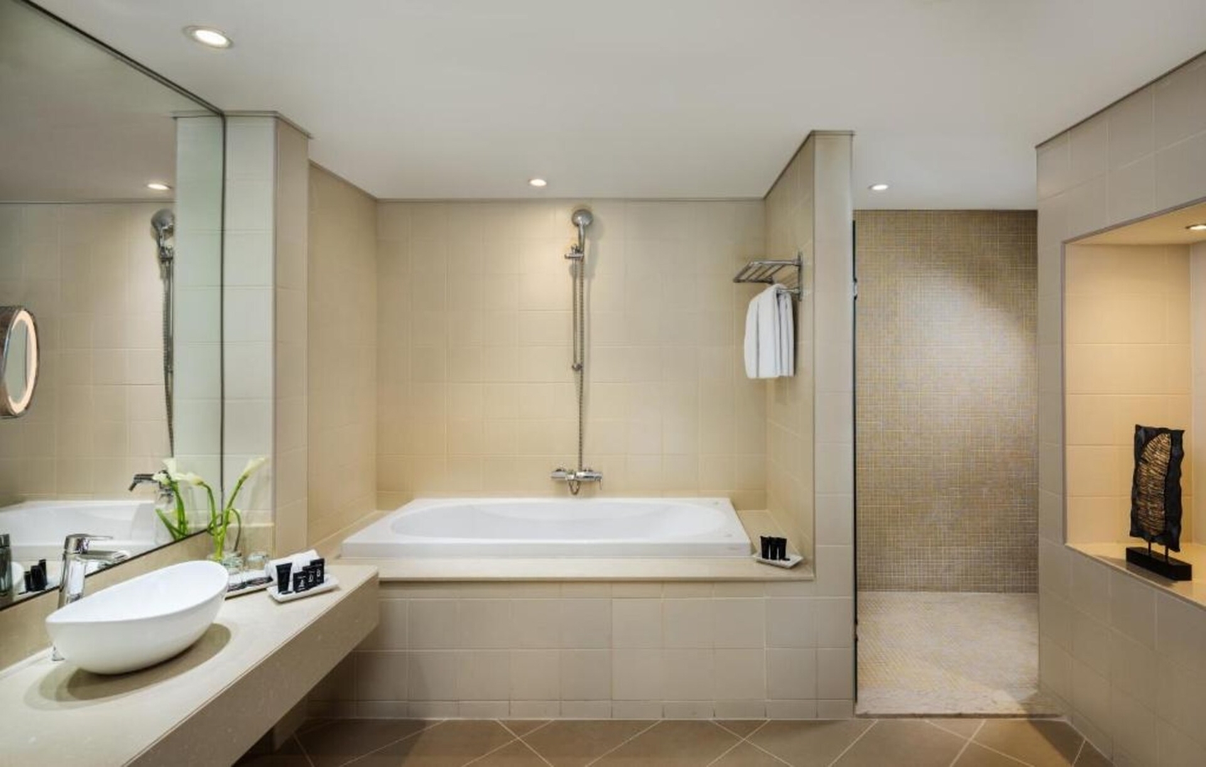 1 Bedroom Apartment Near gallery image 4