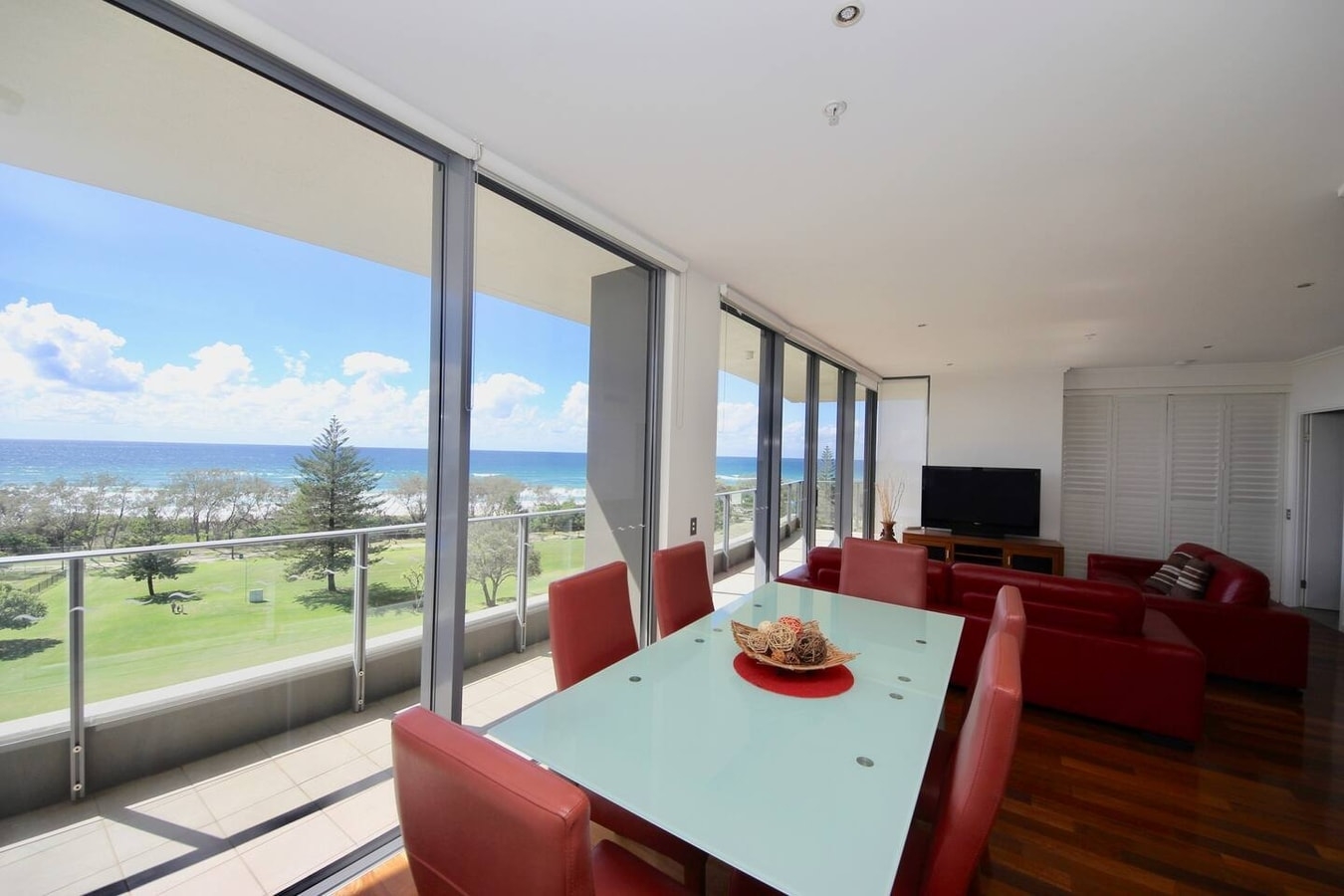 Expedia test gallery image 2