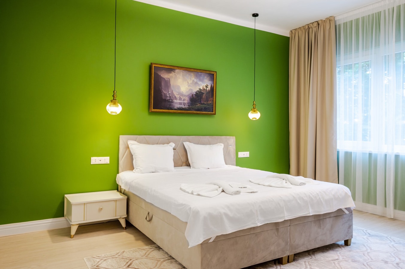 Top Center 2BD Luxurious Flat with Shared Terrace 2 Flat Manager Booking