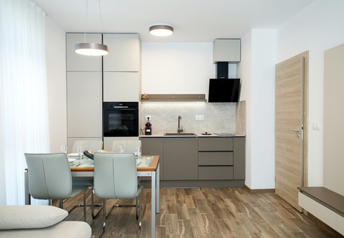 Chic One-Bedroom Getaway in Azur Deluxe Complex 8 Flat Manager Booking