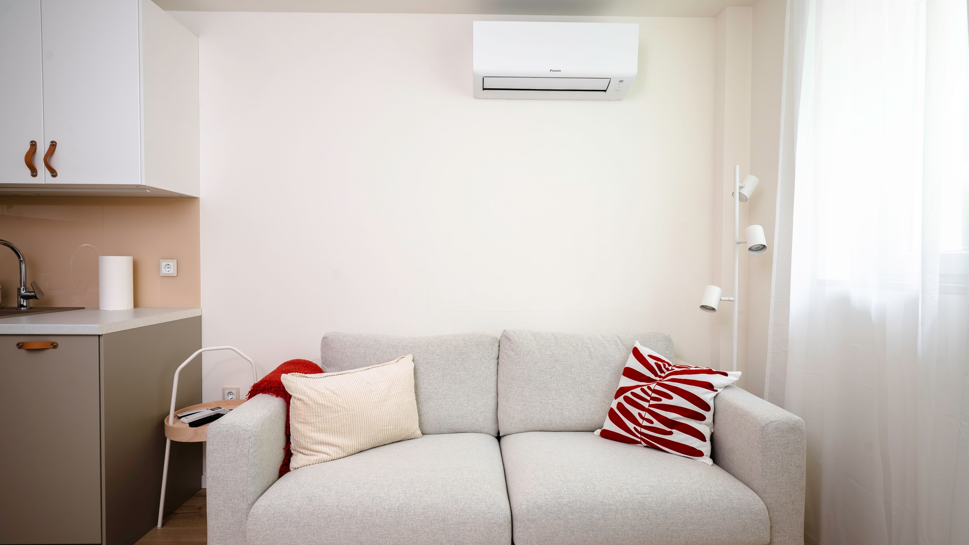 Cozy 1BD Apartment next to NDK 7 Flat Manager Booking
