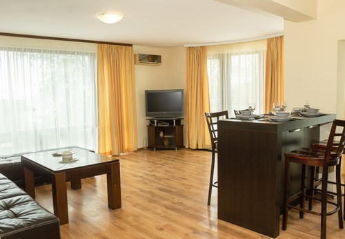 Cozy 1BD Apartment with a Spacious Terrace 5 Flat Manager Booking