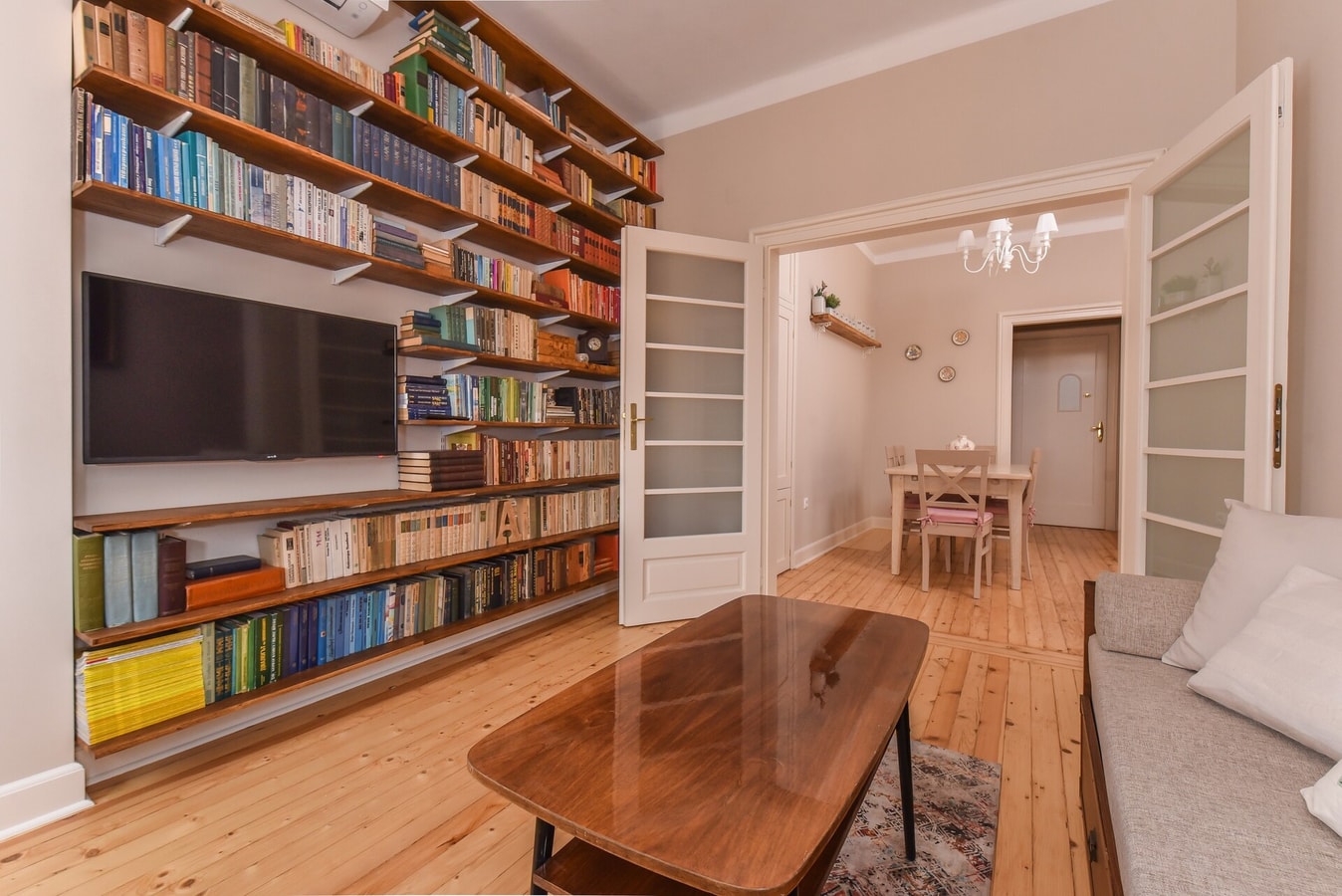 Chez Marie - Cozy One-Bedroom with Balcony 10 Flat Manager Booking